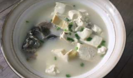 鲫鱼豆腐汤的做法视频,家常美味，营养滋补，视频教学轻松学会